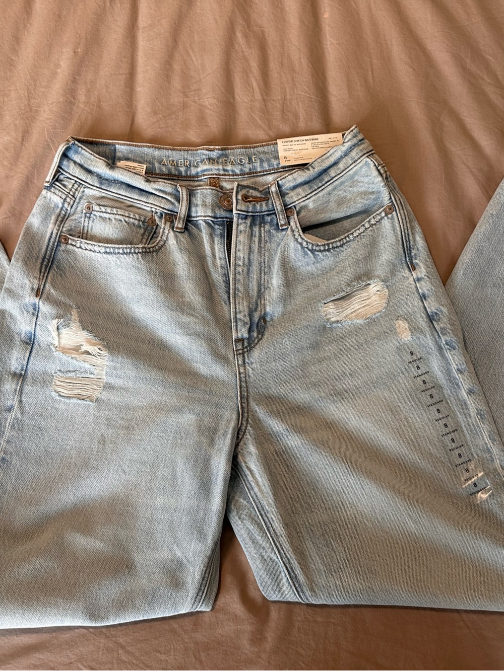 American Eagle Outfitters Light Wash Boyfriend Jeans